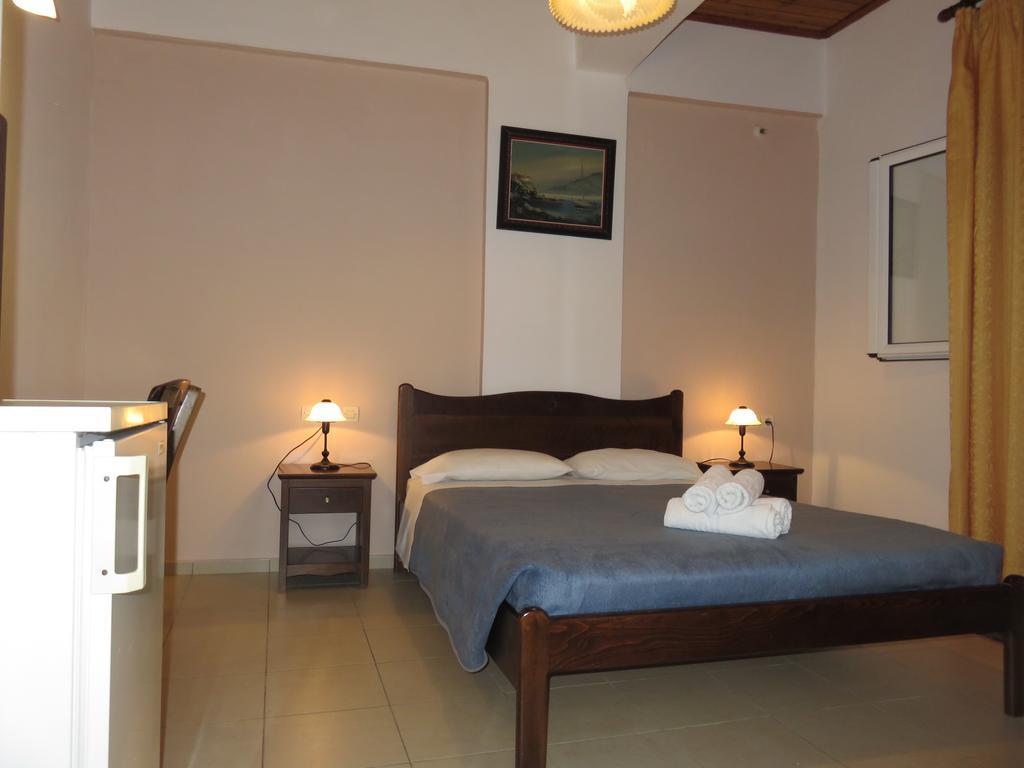 Frosso'S Apartments Kokkini Hani Exterior foto